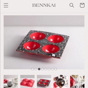 FREE w/ Purchase - Hot Chocolate Bomb Maker